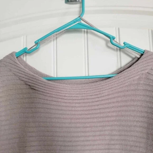 Women's Philosophy Sweater size Large - Picture 3 of 8